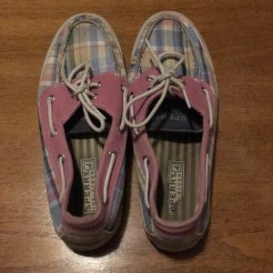 Pink plaid Sperry Topsider